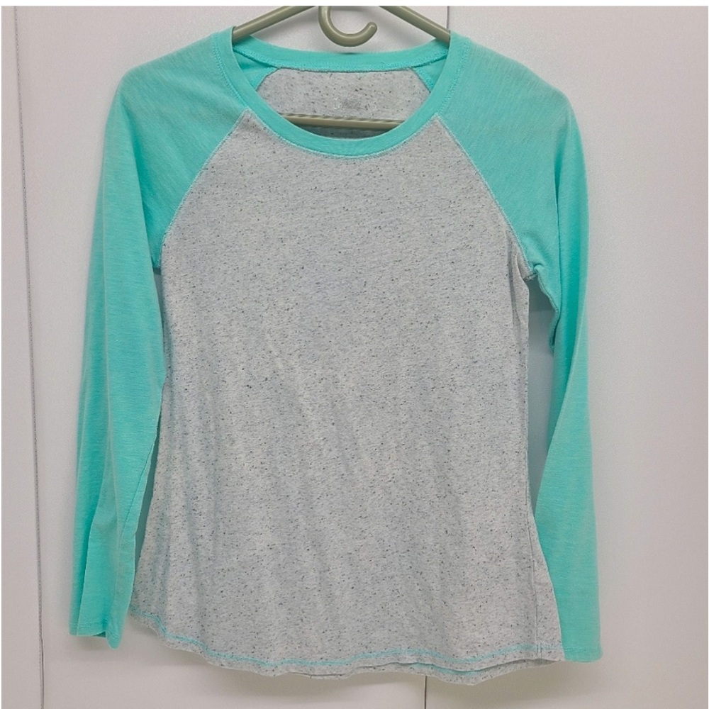 Justice Raglan style shirt aqua/gray size 18 - 20
